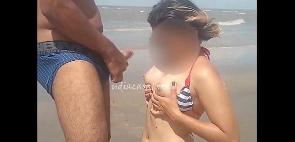  gozando nos peitos da ninfeta ao ar livre na praia deserta (SIGA NO TWITTER @udiacasalxxx)